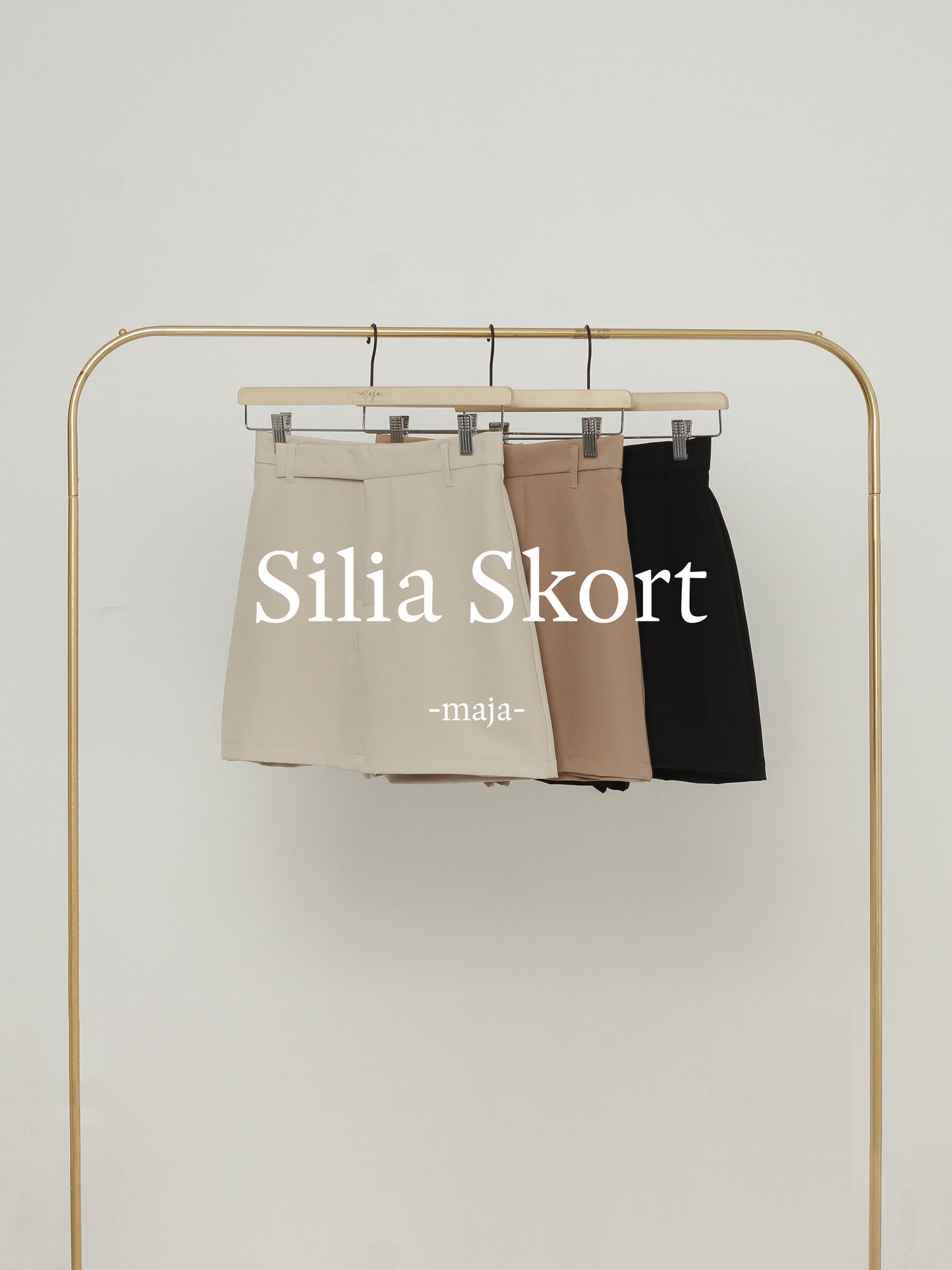 SILIA SKORT