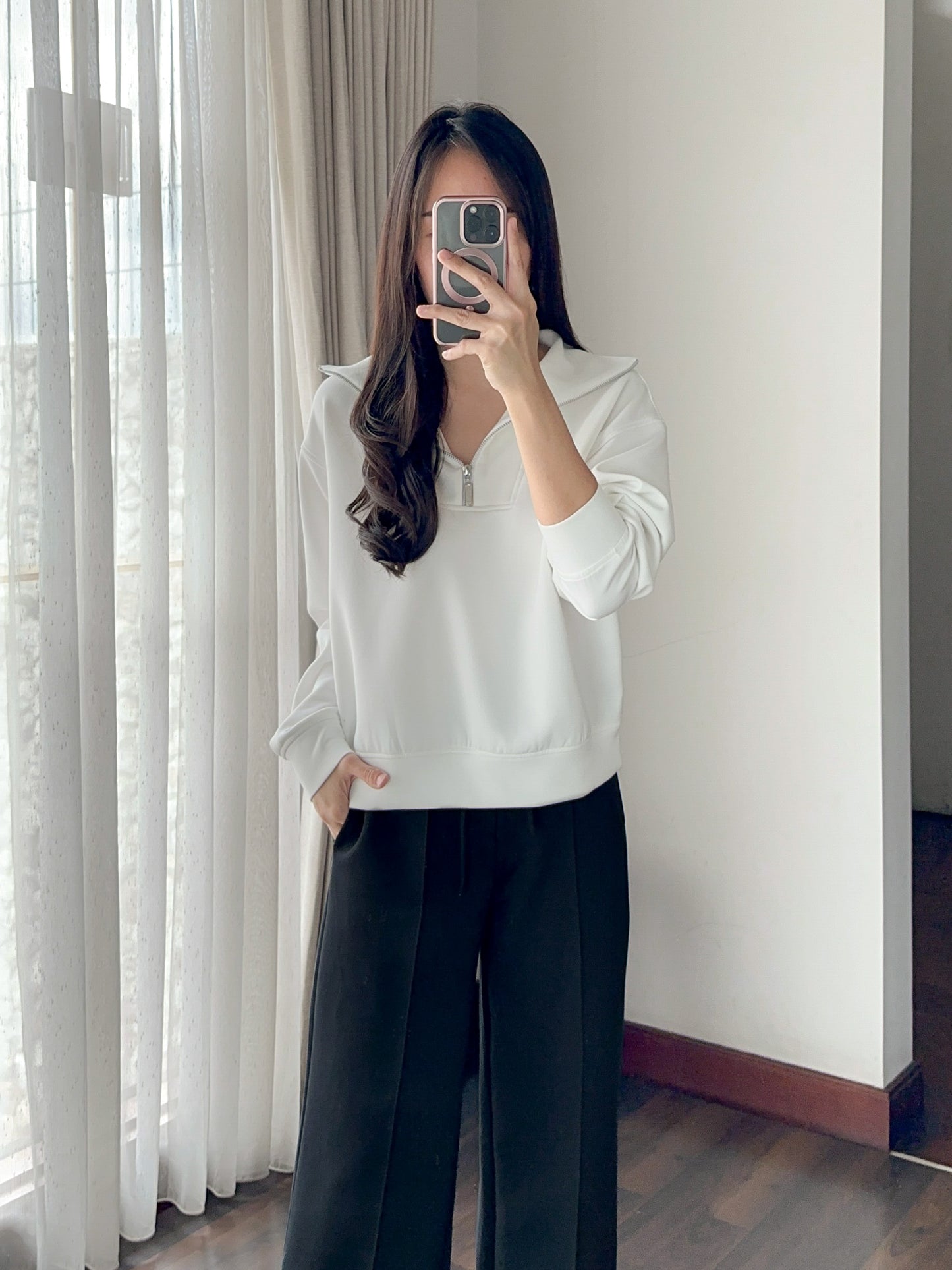 HUGO SWEATER & JUSA PANTS