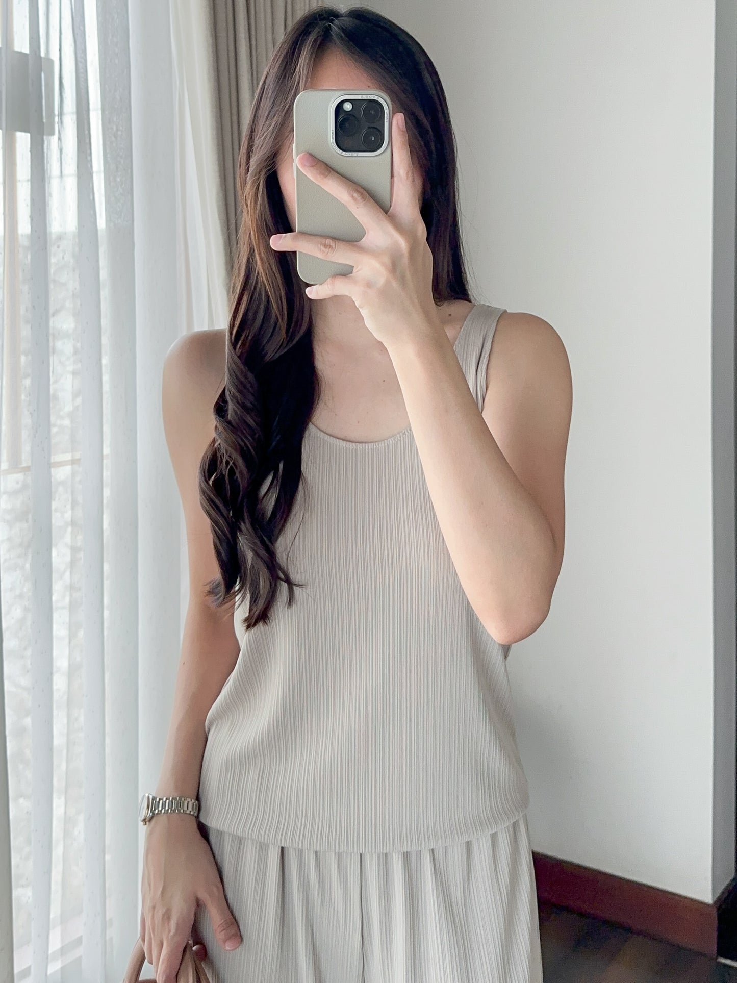 OLIE TOP LOW NECK / ROUND NECK